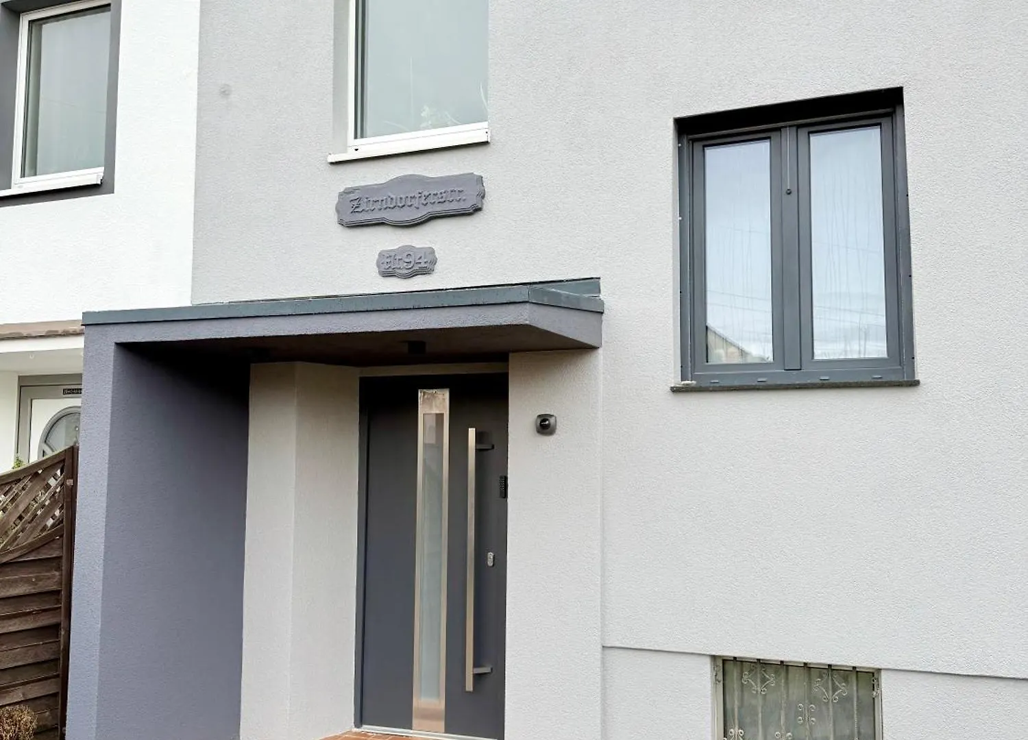 Moderne Terrassenwohnung In Nürnberg Tyskland